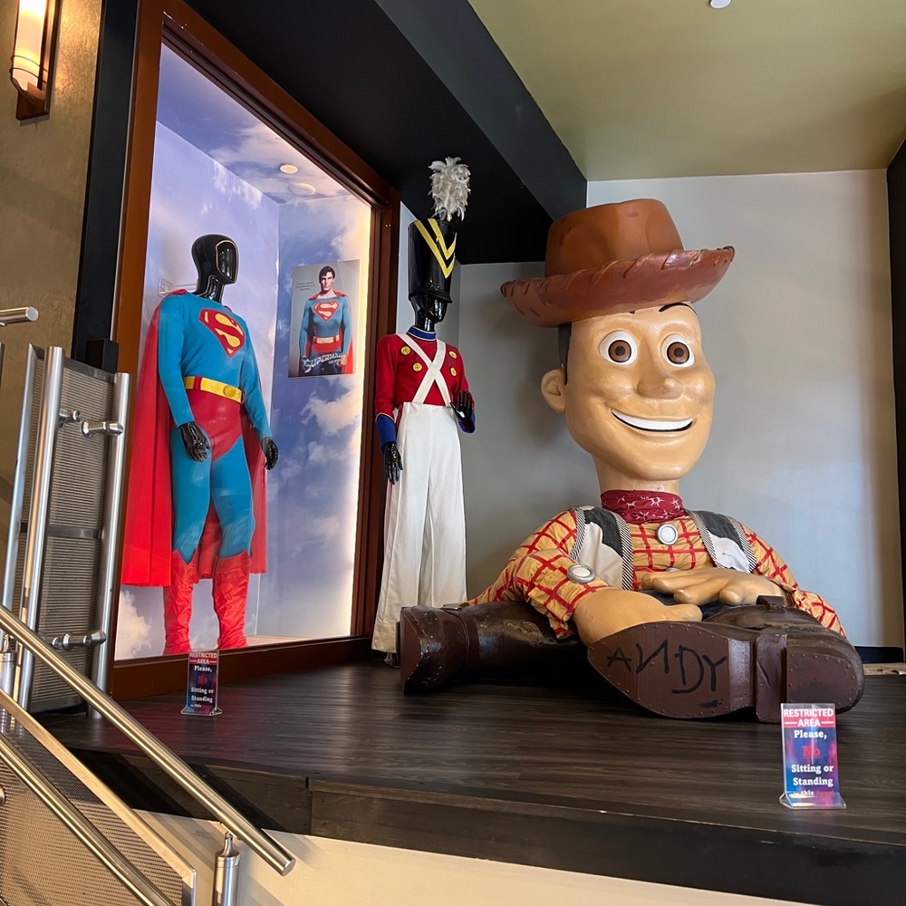 Meet your Posher, Ang